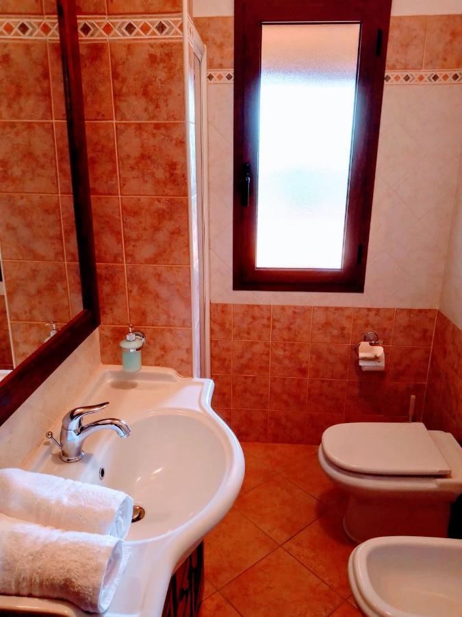 דירות אורוסיי Residenza Rosa Maria מראה חיצוני תמונה
