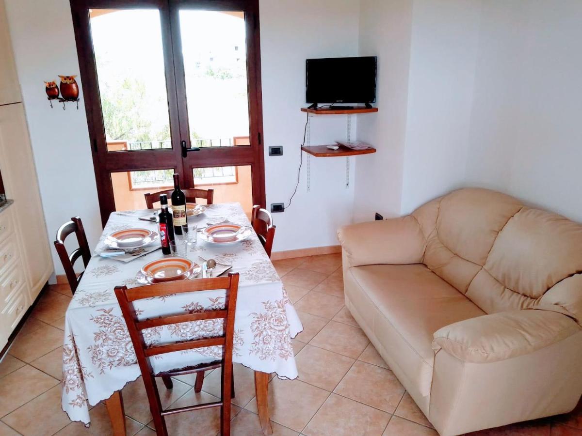 דירות אורוסיי Residenza Rosa Maria מראה חיצוני תמונה