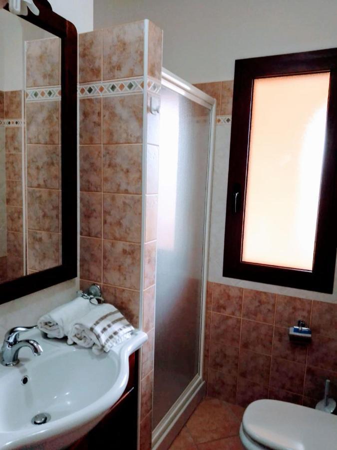 דירות אורוסיי Residenza Rosa Maria מראה חיצוני תמונה