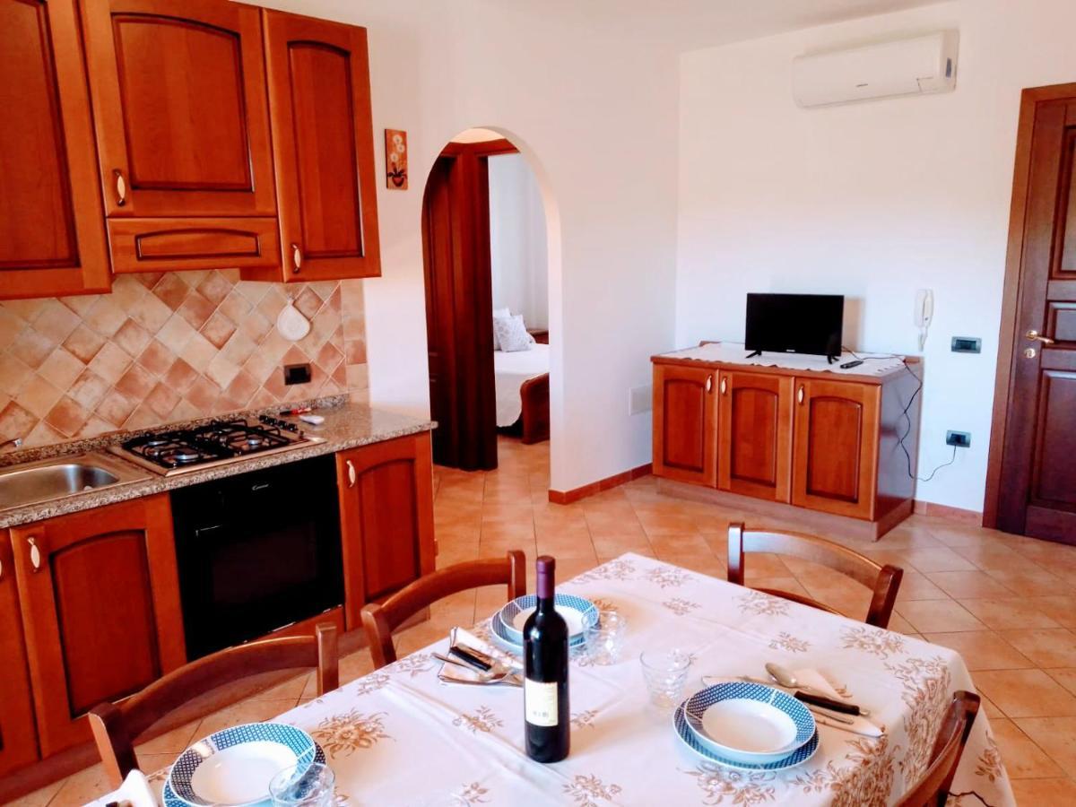 דירות אורוסיי Residenza Rosa Maria מראה חיצוני תמונה