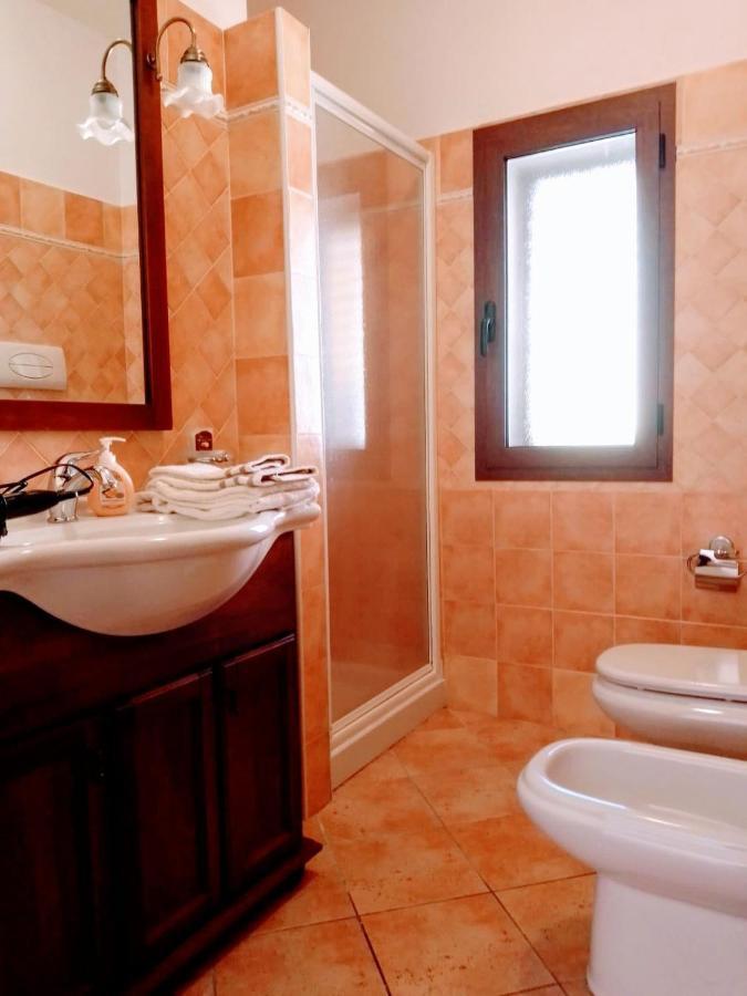 דירות אורוסיי Residenza Rosa Maria מראה חיצוני תמונה