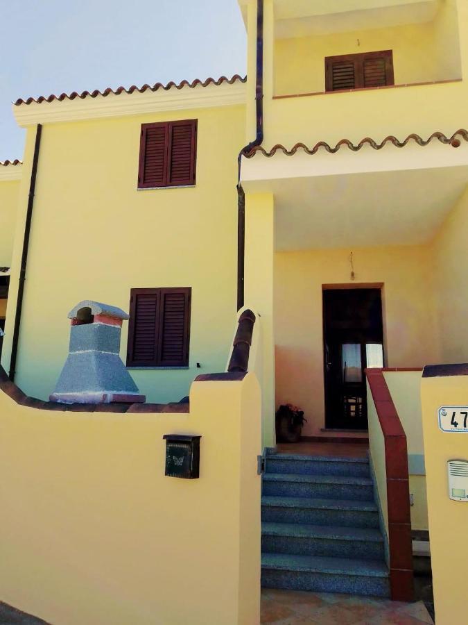 דירות אורוסיי Residenza Rosa Maria מראה חיצוני תמונה
