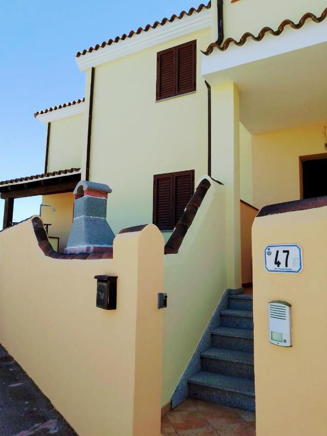 דירות אורוסיי Residenza Rosa Maria מראה חיצוני תמונה